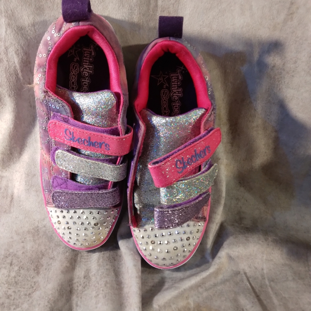 Kids youth twinkle to sketchers.